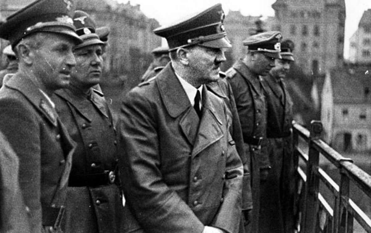 Hitler's Royal Servants. Hugo Vickers Book Review